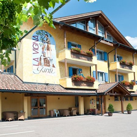 Hotel Garni La Vigna - Adult Friendly Сан-Микеле-аль-Адидже Экстерьер фото