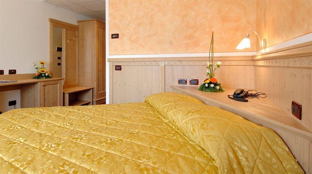 Hotel Garni La Vigna - Adult Friendly Сан-Микеле-аль-Адидже Экстерьер фото