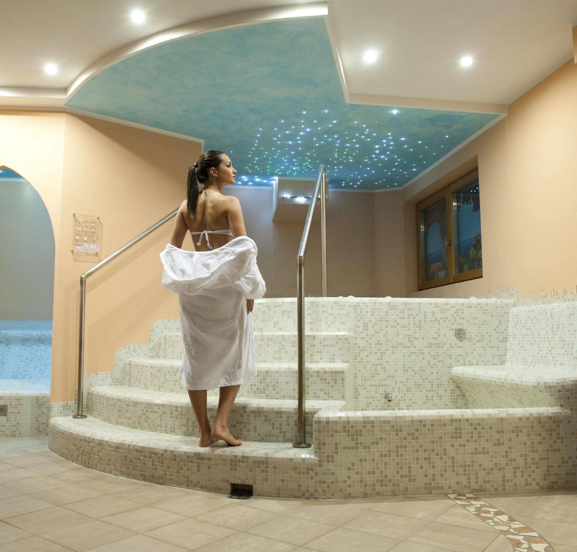 Hotel Garni La Vigna - Adult Friendly Сан-Микеле-аль-Адидже Экстерьер фото