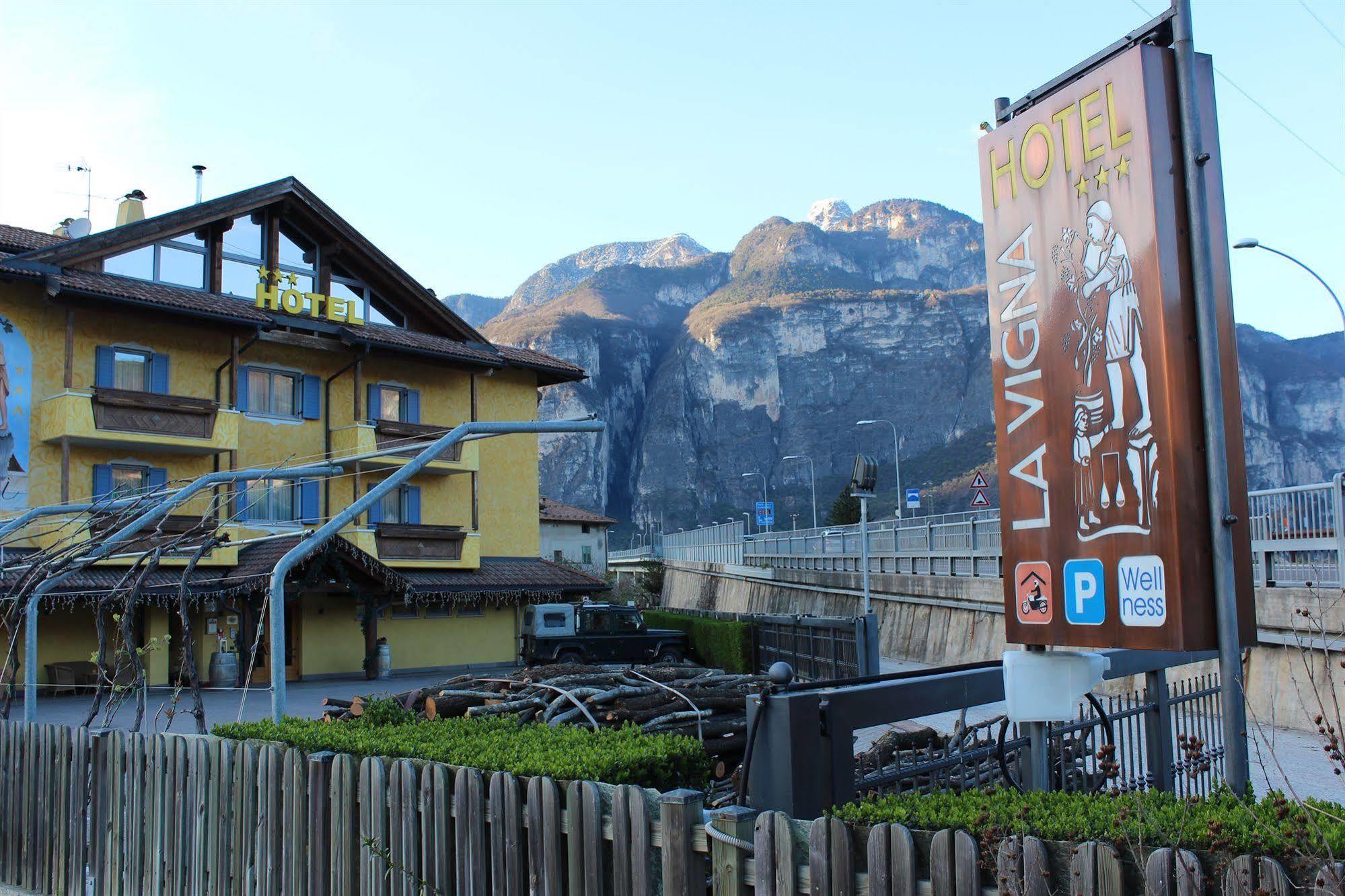 Hotel Garni La Vigna - Adult Friendly Сан-Микеле-аль-Адидже Экстерьер фото
